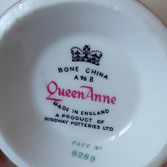 Queen Anne Teacup & Saucer Set - Picture 3 of 3